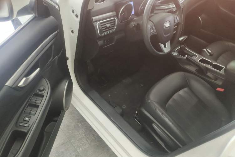 Used Bestune B50 2019 1.4T Automatic Elite Edition