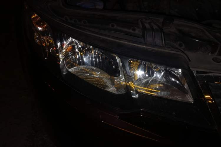 Used Kia Forte 2011 1.6L MT GL