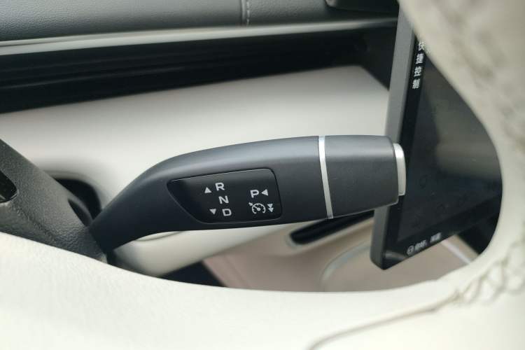 Used Deepal S07 2023 S7i 620Max All-Electric Version Gear Lever