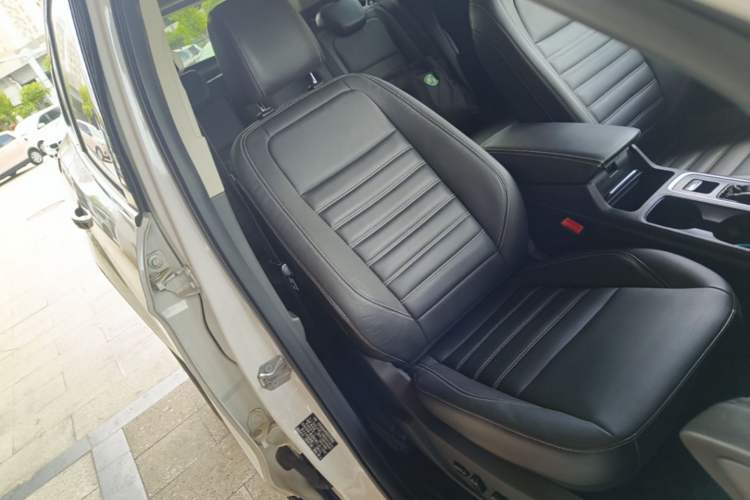 Used Ford Kuga 2017 EcoBoost 180 Two-Wheel-Drive Luxury Wing Edition
