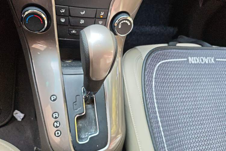 Used Chevrolet Cruze 2015 1.5L Classic SE AT
