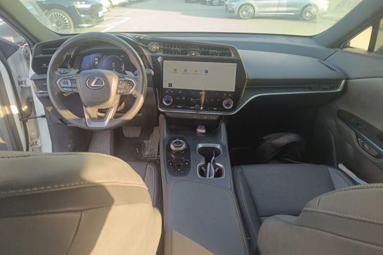 Used Lexus RZ 2023 450e All-Wheel Drive Luxury Edition
