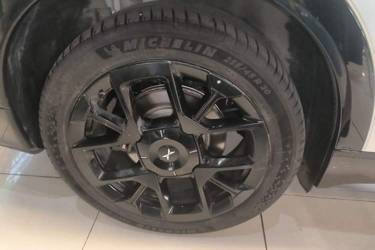 Used XPeng G7 2025 702 Max Right Rear Wheel Hub