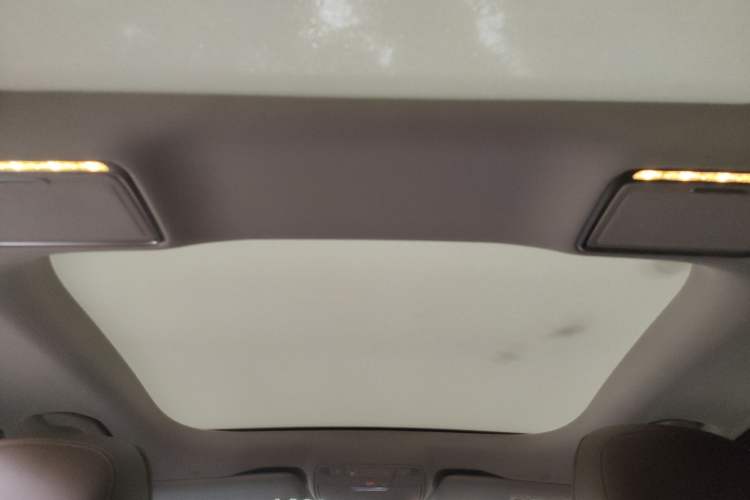 Used Mercedes-Benz E-Class 2022 Updated E 300 L Luxury Edition
