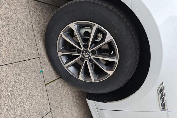 Used BYD Qin PLUS 2024 HONOR Edition DM-i 55KM Leading Model Exterior 4