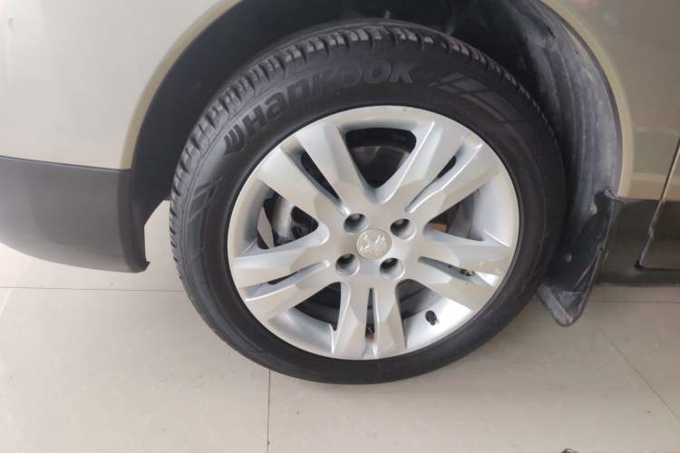 Used Peugeot 3008 2015 2.0L Automatic Classic Edition