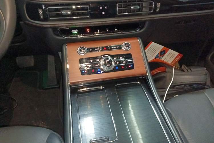 Used Lincoln Aviator 2021 3.0T V6 Four-Wheel Drive Luxury Edition
