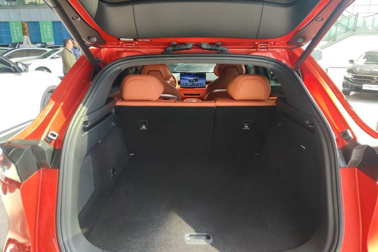 Used Deepal S07 2024 215Max Qiankun Intelligent Driving ADS SE Range-Extended Version
