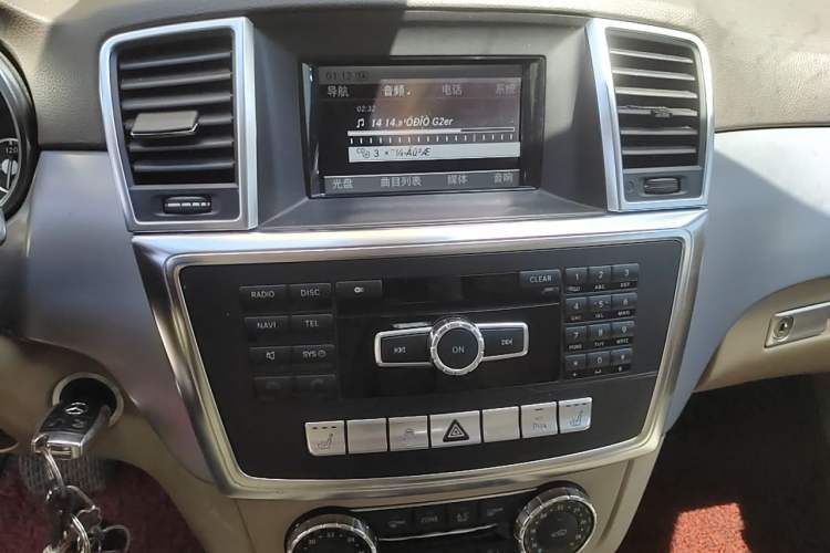 Used Mercedes-Benz M-Class 2012 ML 300
