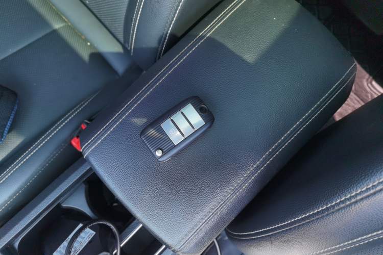 Used Roewe RX5 2020 20T Automatic 4G Connected Million Edition