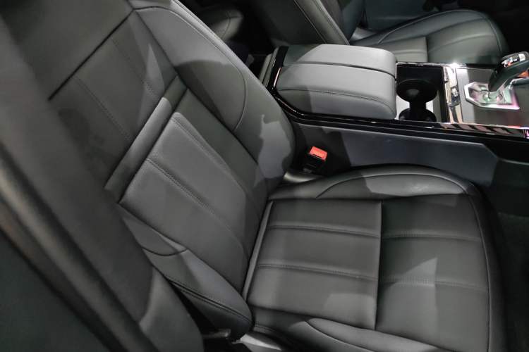 Used Land Rover Range Evoque 2020 249 PS R-DYNAMIC S Sport Edition
