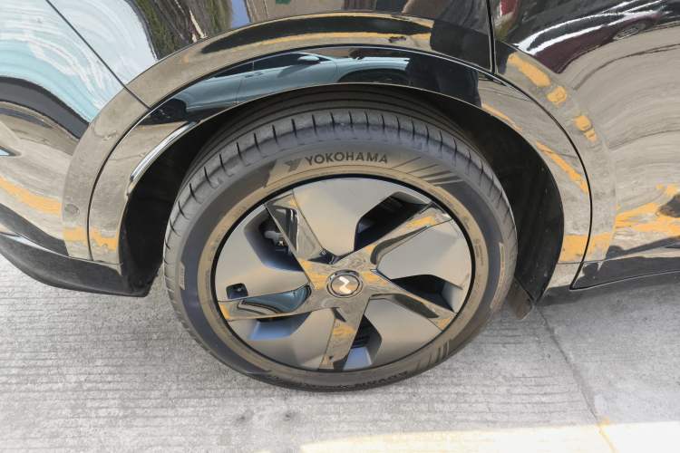 Used ONVO L60 2024 60 kWh Rear-Drive Version