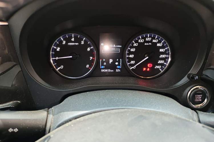 Used Mitsubishi Outlander 2021 2.0L Two-Wheel Drive Comfort Edition 7 Seats