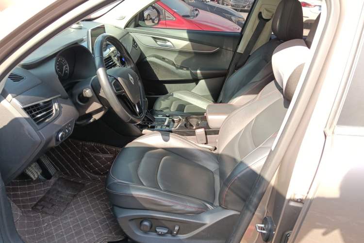 Used BORGWARD BX5 2017 20TGDI Automatic Two-Wheel Drive Pioneer Edition