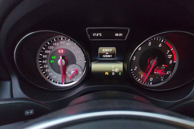 Used Mercedes-Benz CLA 2015 CLA 220 4MATIC
