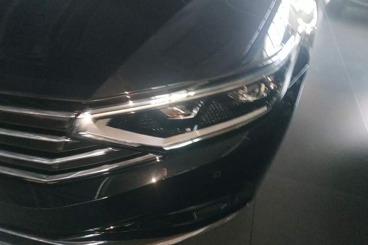 Used Volkswagen Magotan 2020 330TSI DSG Leading Model Left Front Headlight