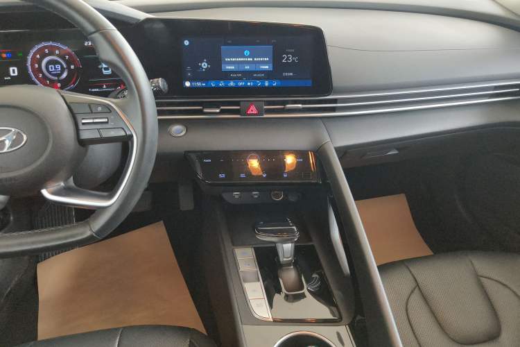 Used Hyundai Elantra 2021 1.5L CVT GLX Elite Edition
