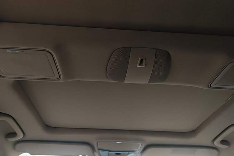 Used Mercedes-Benz S-Class 2010 S 350 L 4MATIC Headliner