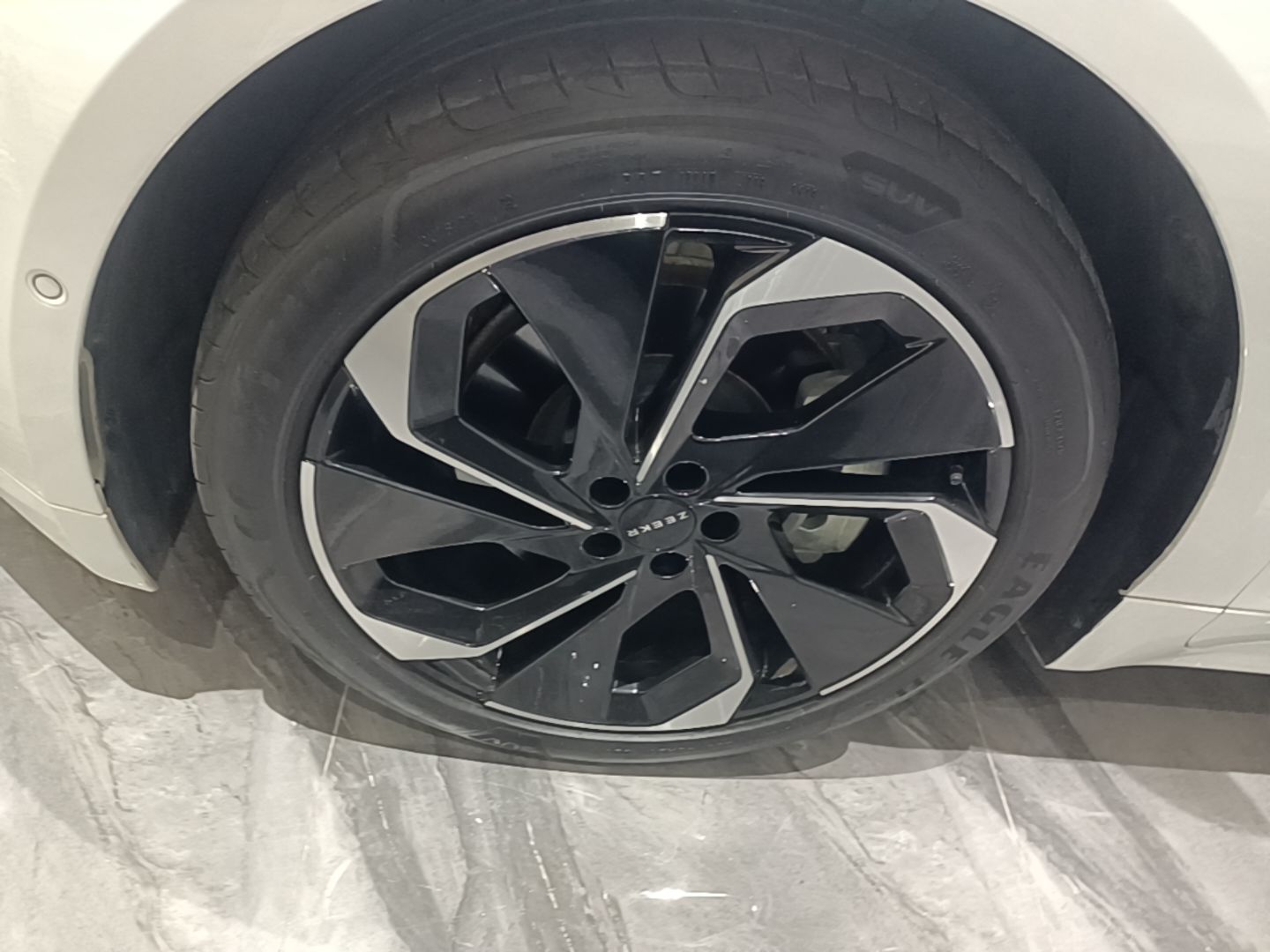 Zeekr 001 2023 WE Edition 100 kWh — снимка 10