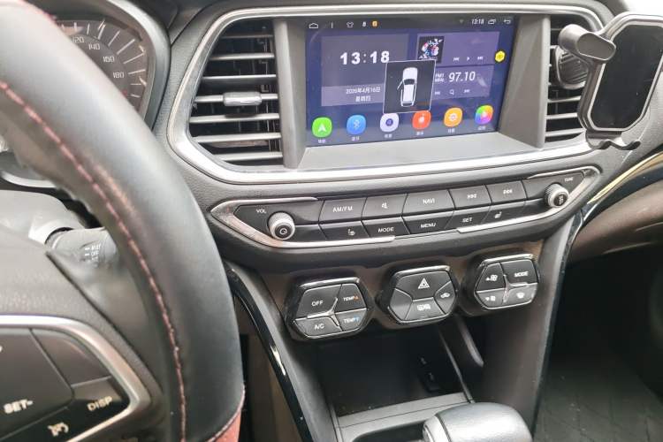 Used GAC Trumpchi GS4 2016 235T G-DCT Luxury Edition Audio And AC Panel