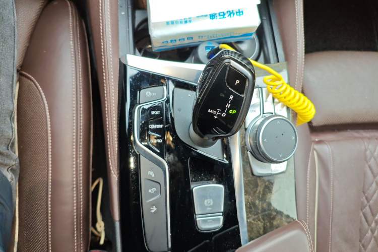 Used BMW 6 Series GT 2018 640i xDrive M Sport Package
