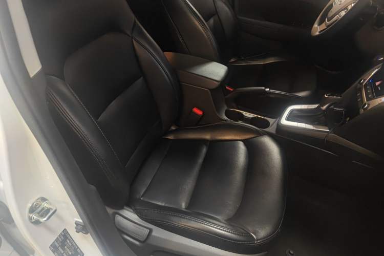 Used Hyundai Elantra (6th Generation / Lingdong) 2016 1.6L Automatic ZhiXuan – Elite Version Right Front Seat