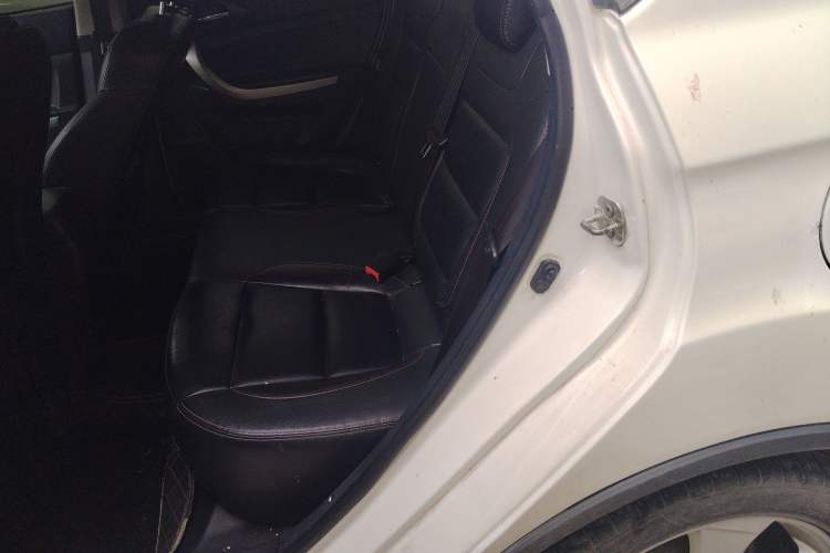 Used CHANGAN CS35 2015 1.6L Automatic Prestige Model China V Standard
