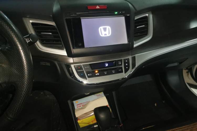 Used Honda Jade 2014 1.8L Automatic Comfort Elite Version 5 Seats
