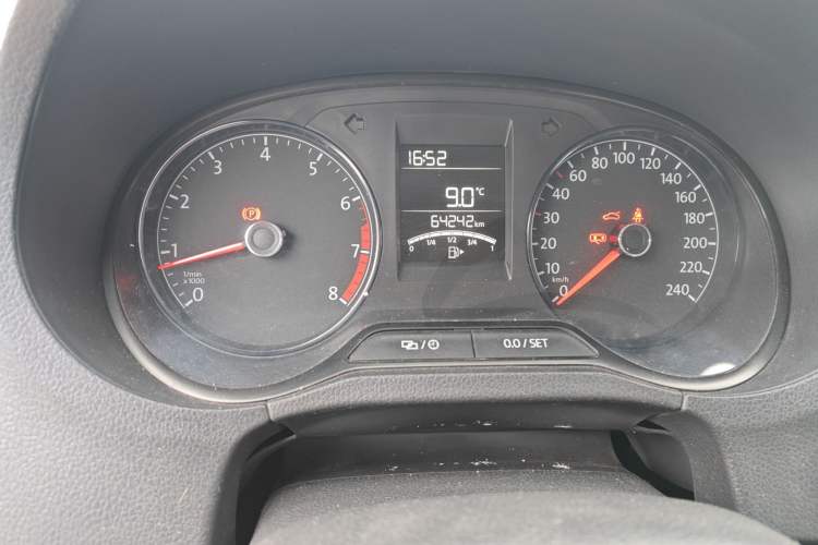 Used Volkswagen Polo 2016 1.4L Manual Fashion Model
