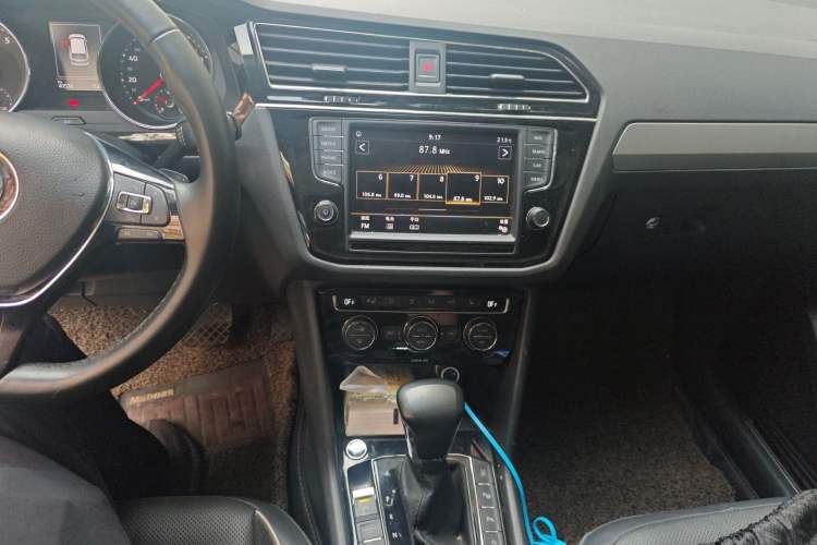 Used Volkswagen Tiguan L 2017 330TSI Automatic Two-Wheel Drive Flagship Edition