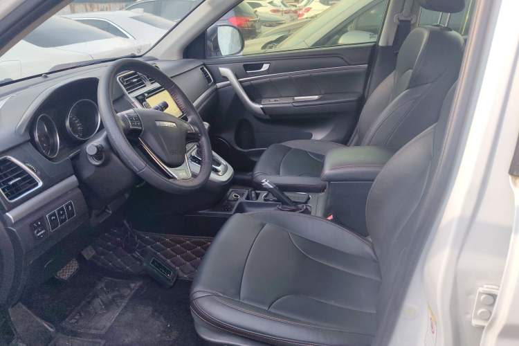 Used Haval H6 2015 Sport Edition 1.5T Automatic Two-Wheel Drive Luxury Model