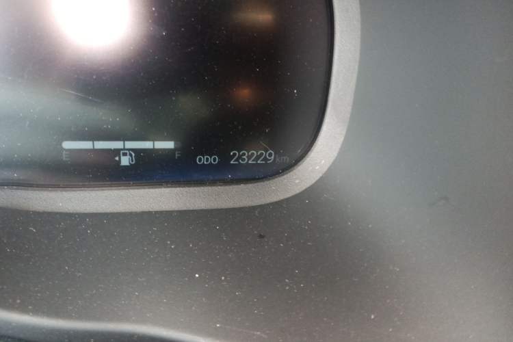 Used Toyota RAV4 2023 Dual-Engine 2.5L E-CVT Two-Wheel Drive Elite Plus Edition Odometer Close Up