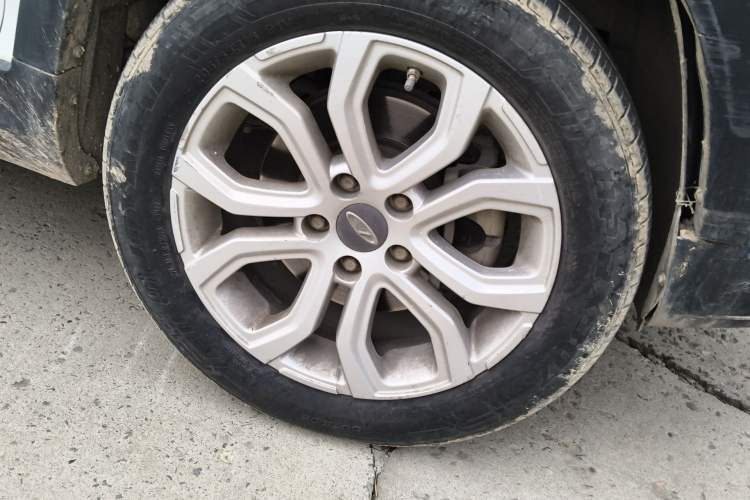 Used Chery Tiggo 3X 2017 1.5L Manual Urban Leading Edition Right Front Wheel Hub