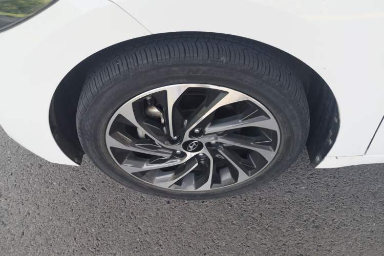 Used Hyundai Elantra (6th Generation / Lingdong) 2019 1.4T Dual-Clutch Xuan Dong · Dynamic Model