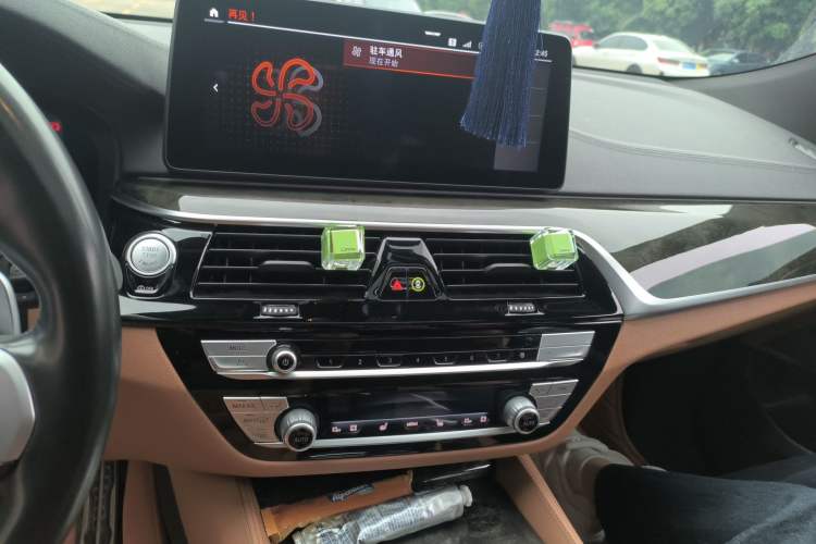 Used BMW 6 Series GT 2021 630i M Sport Package Audio And AC Panel