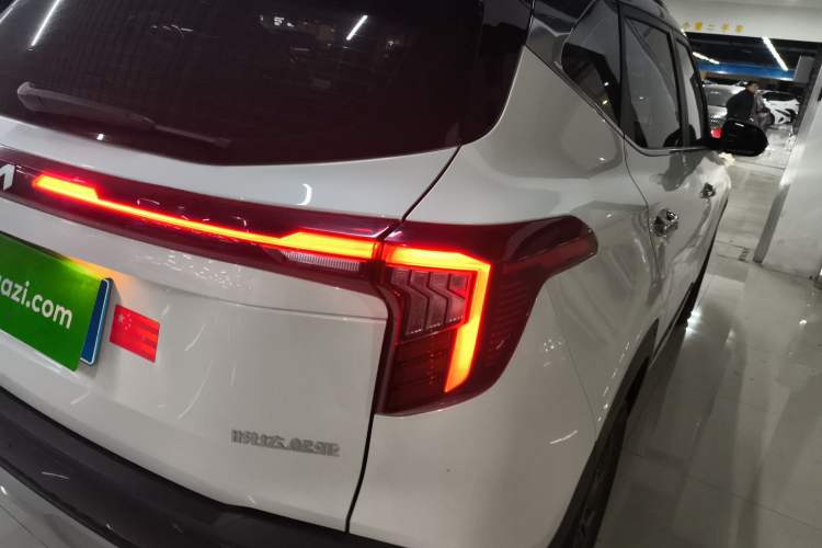 Used Kia Seltos 2023 1.5L CVT Luxury Edition