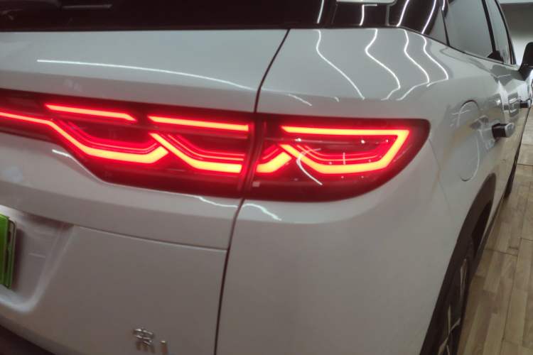 Used BYD Song L DM-i 2025 Intelligent Driving Version 160 km Beyond-Range Type