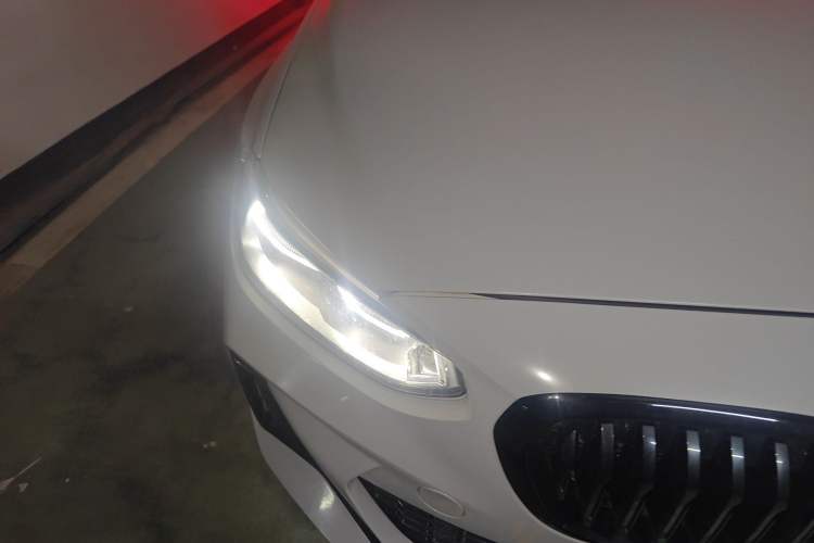 Used BMW 1 Series 2023 120i M Sport Night Edition Right Front Headlight