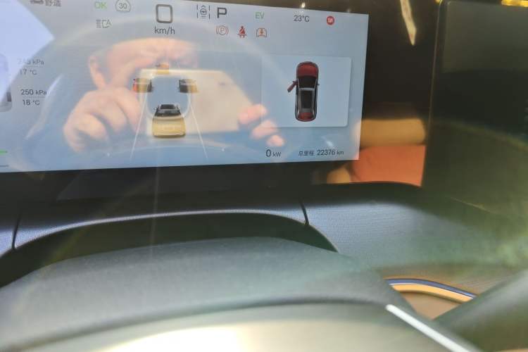 Used BYD Song L DM-i 2024 112 km Beyond Edition
