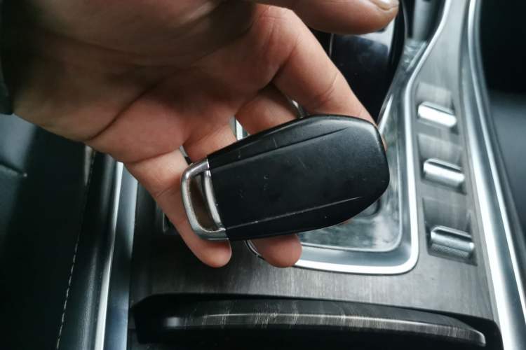 Used Landian E5 2024 Honor Edition 100KM Deluxe 7-Seater Vehicle Key