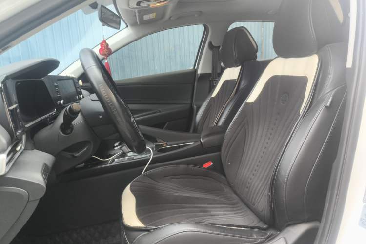 Used Hyundai Elantra 2022 1.5L CVT GLX Elite Edition