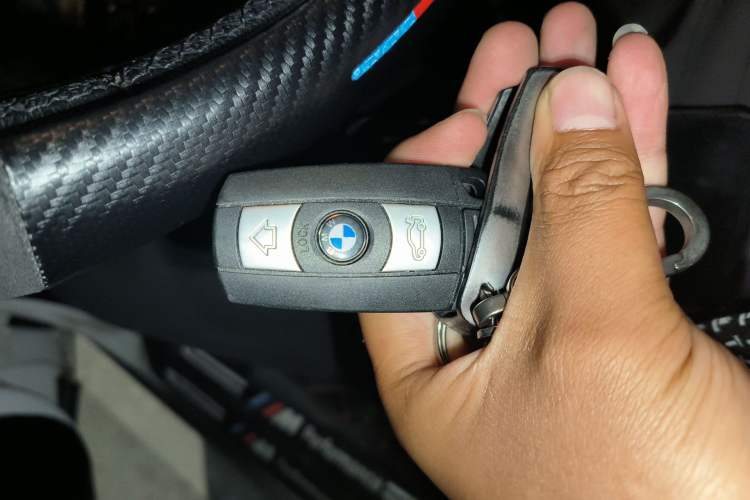 Used BMW X1 2015 sDrive18i Leading Edition Vehicle Key