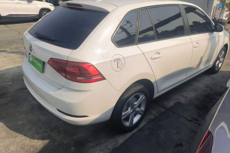 Used Volkswagen Santana 2015 Haval H6 1.6L Automatic Luxury Model
