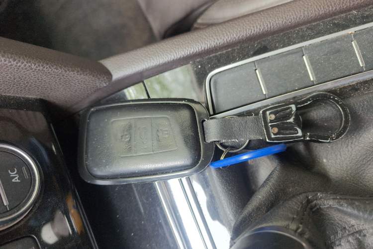 Used Volkswagen Magotan 2018 330TSI DSG Luxury Model Vehicle Key