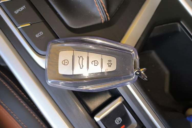 Used Geely Auto Vision X6 2020 1.4T CVT Luxury Edition