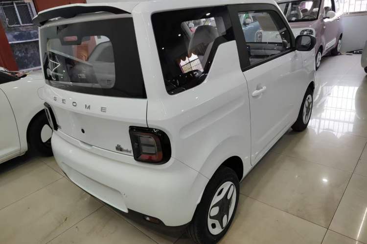 Used Geely Galaxy Panda 2025 210 km – Yuanqi Bear Rear Right 45 Deg