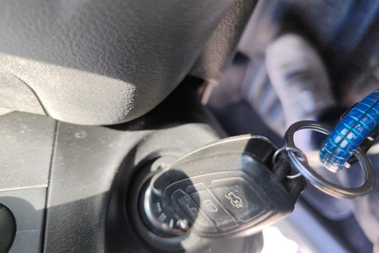 Used Ford Focus 2012 Sedan 1.6L Manual Fashion Edition
