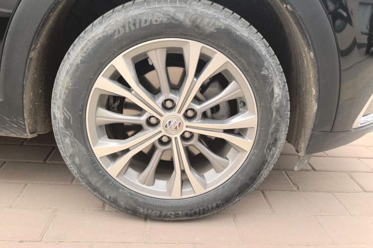 Used Buick Envision 2022 Encore Plus 652T Five-Seat Luxury Model