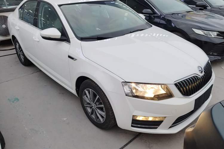 Used Skoda Octavia 2017 1.6L Automatic Chuanxing Edition Exterior 1
