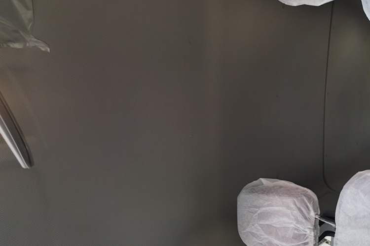 Used Wuling Yangguang 2024 300KM Comfort Version Passenger Van 75kW